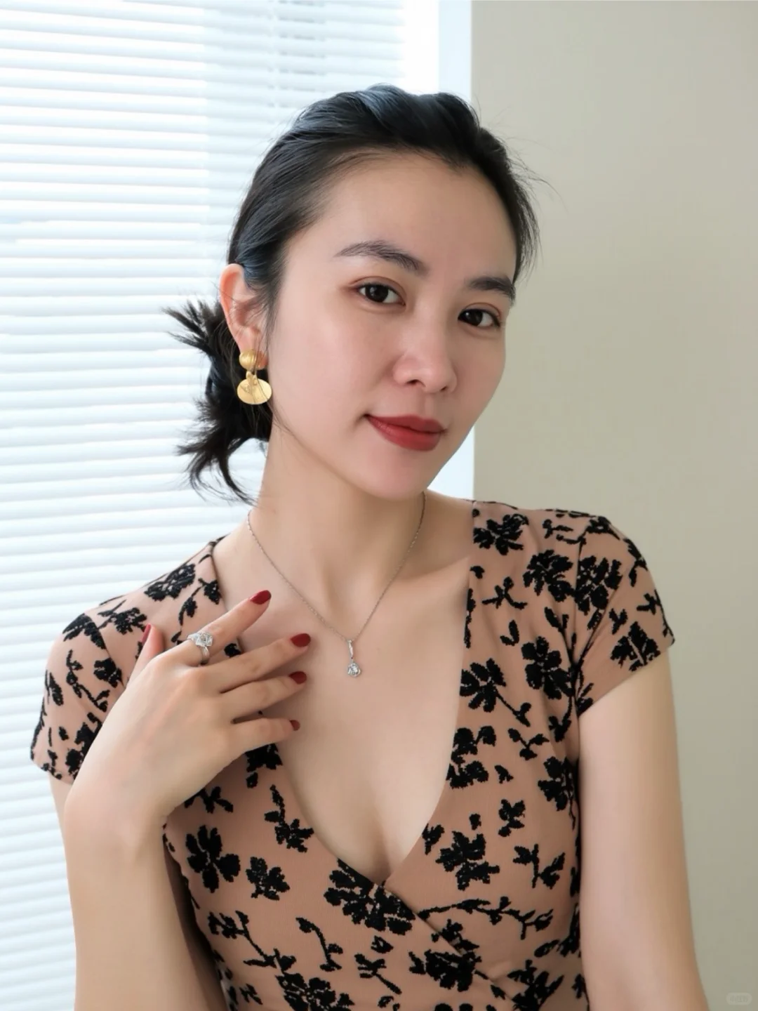 48岁姐姐，魅力还在吗？
