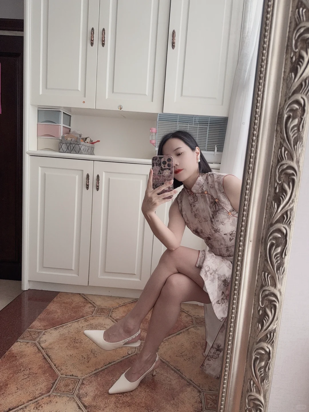 44大姐姐，又穿旗袍啦……温柔的大姐姐