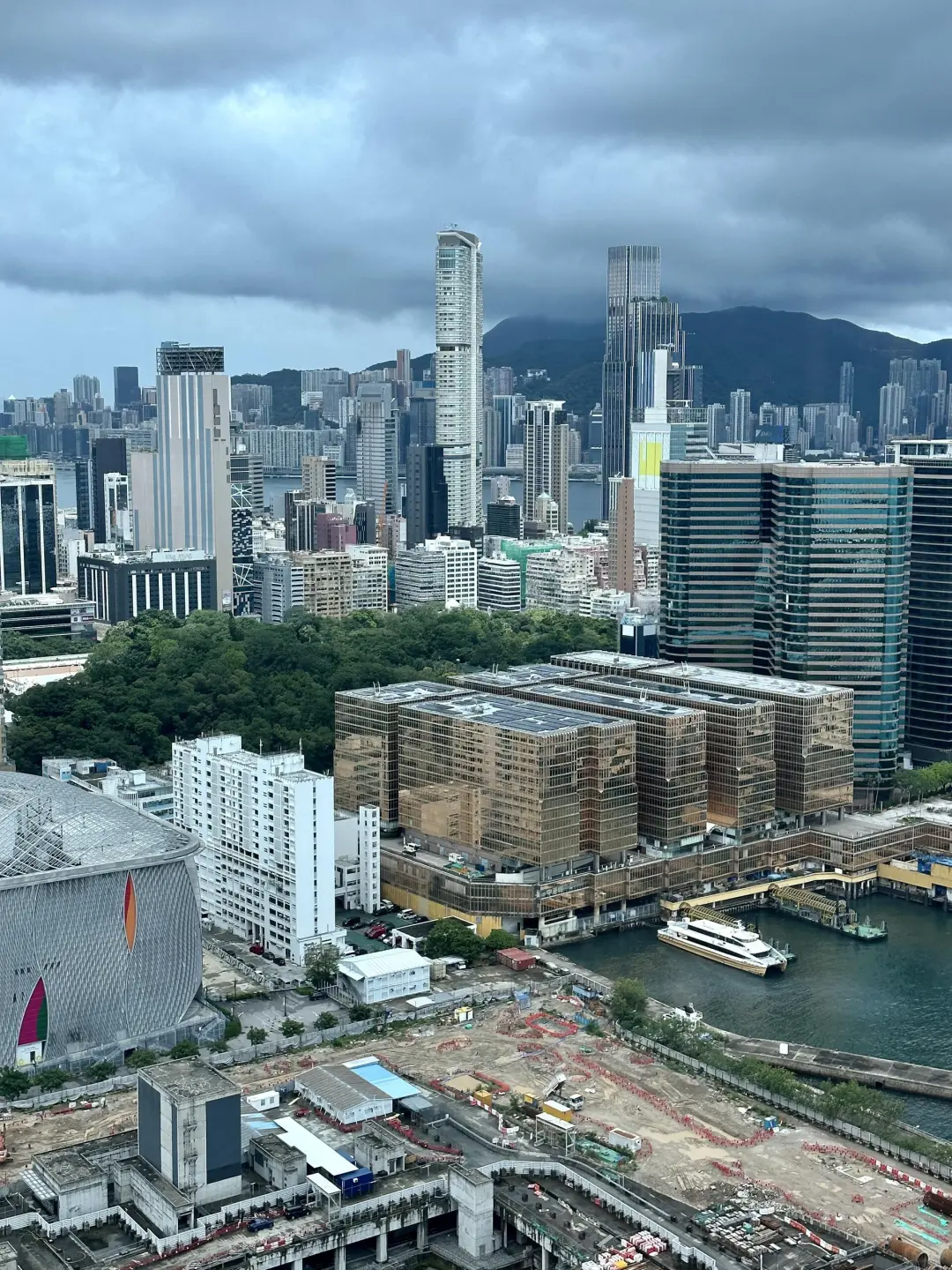 香港老牌顶奢豪宅凯旋门，一线海景看房记