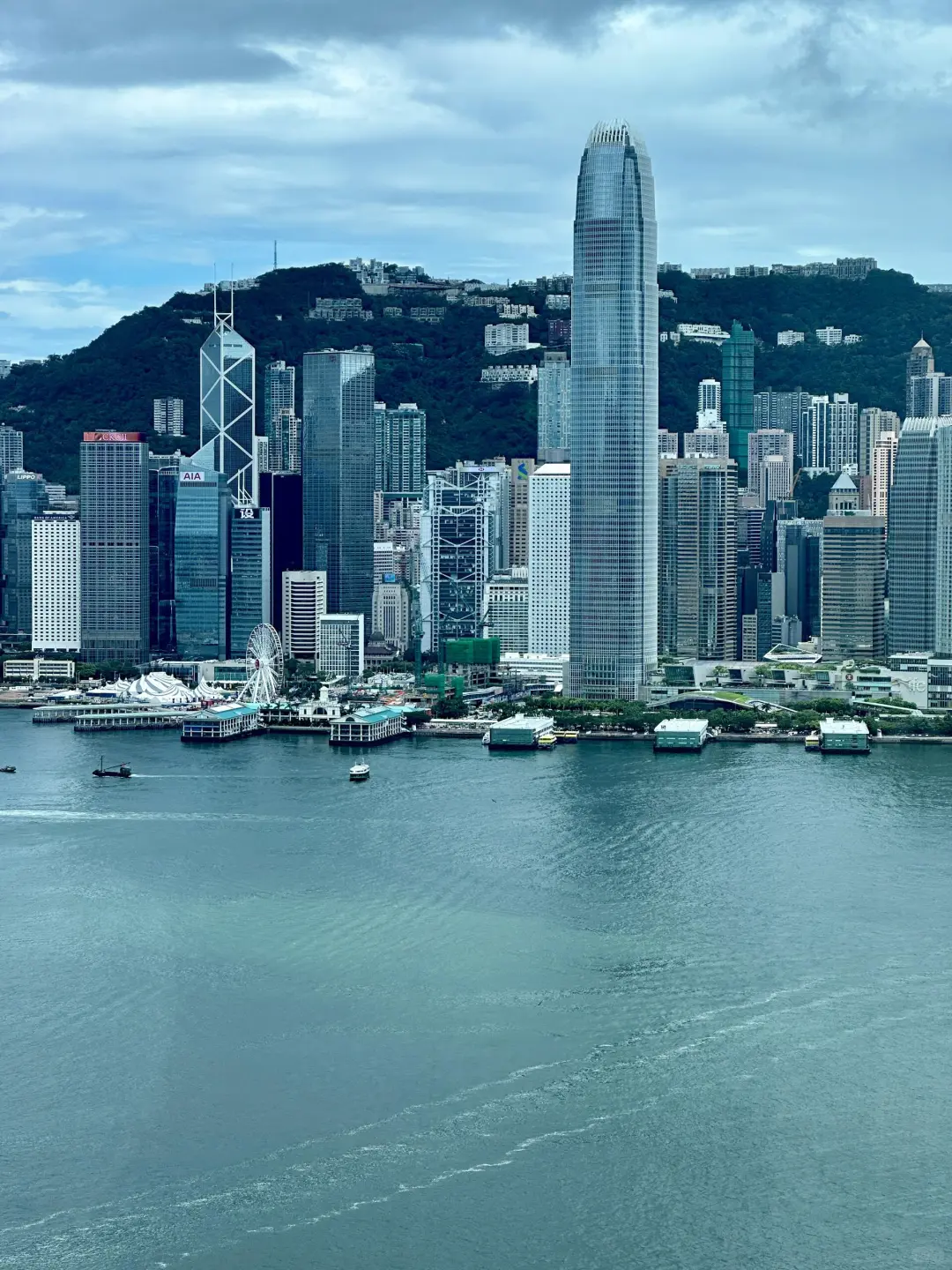香港老牌顶奢豪宅凯旋门，一线海景看房记