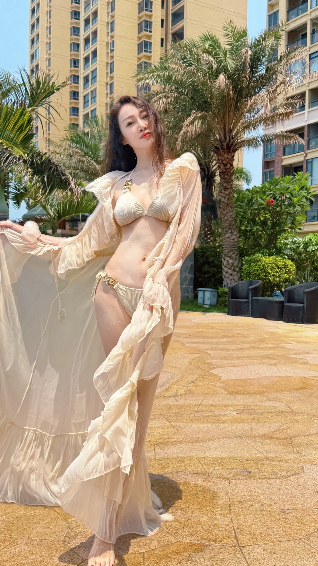 海岛上终于穿了老公心心念念的比基尼👙