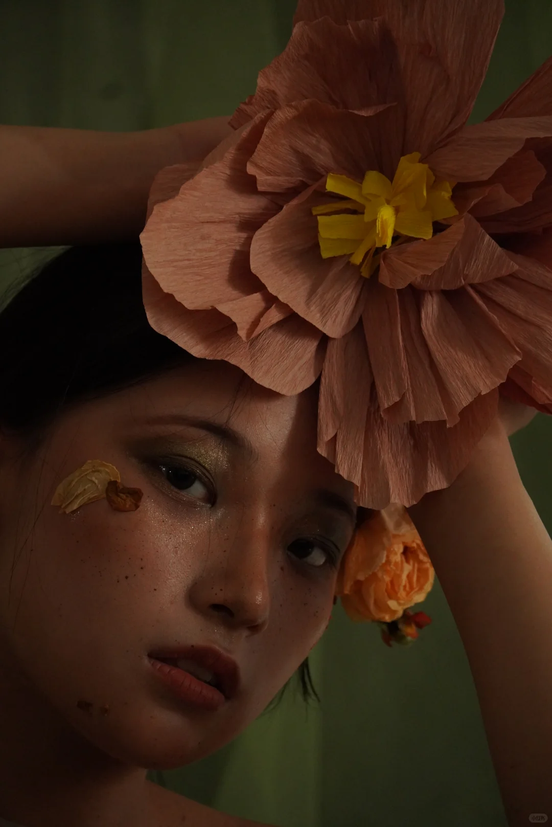 她美的像一幅画