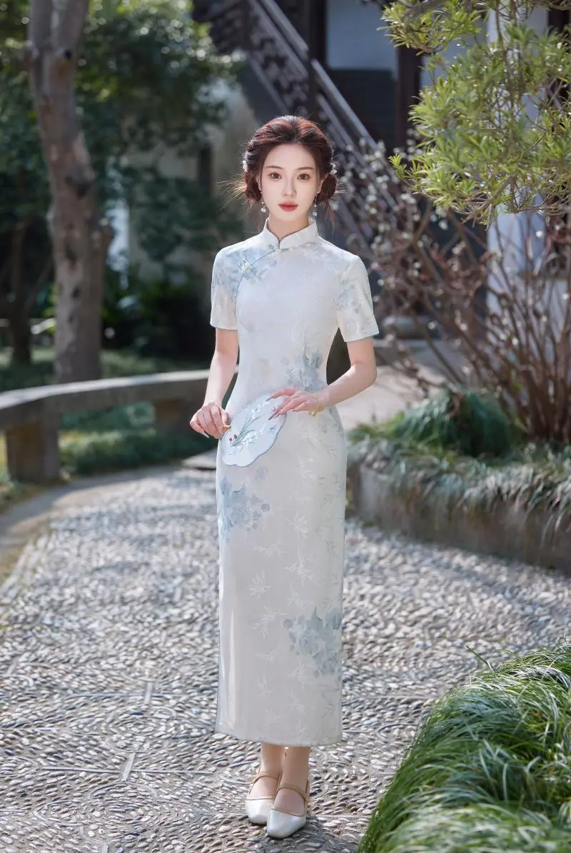 ✨救命！这件新中式旗袍也太适合日常穿了吧！