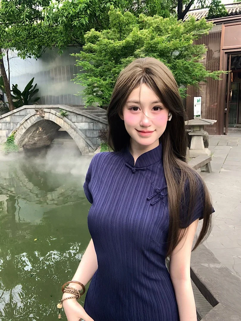 南阳夏季赫本风藏蓝色新中式改良旗袍长裙