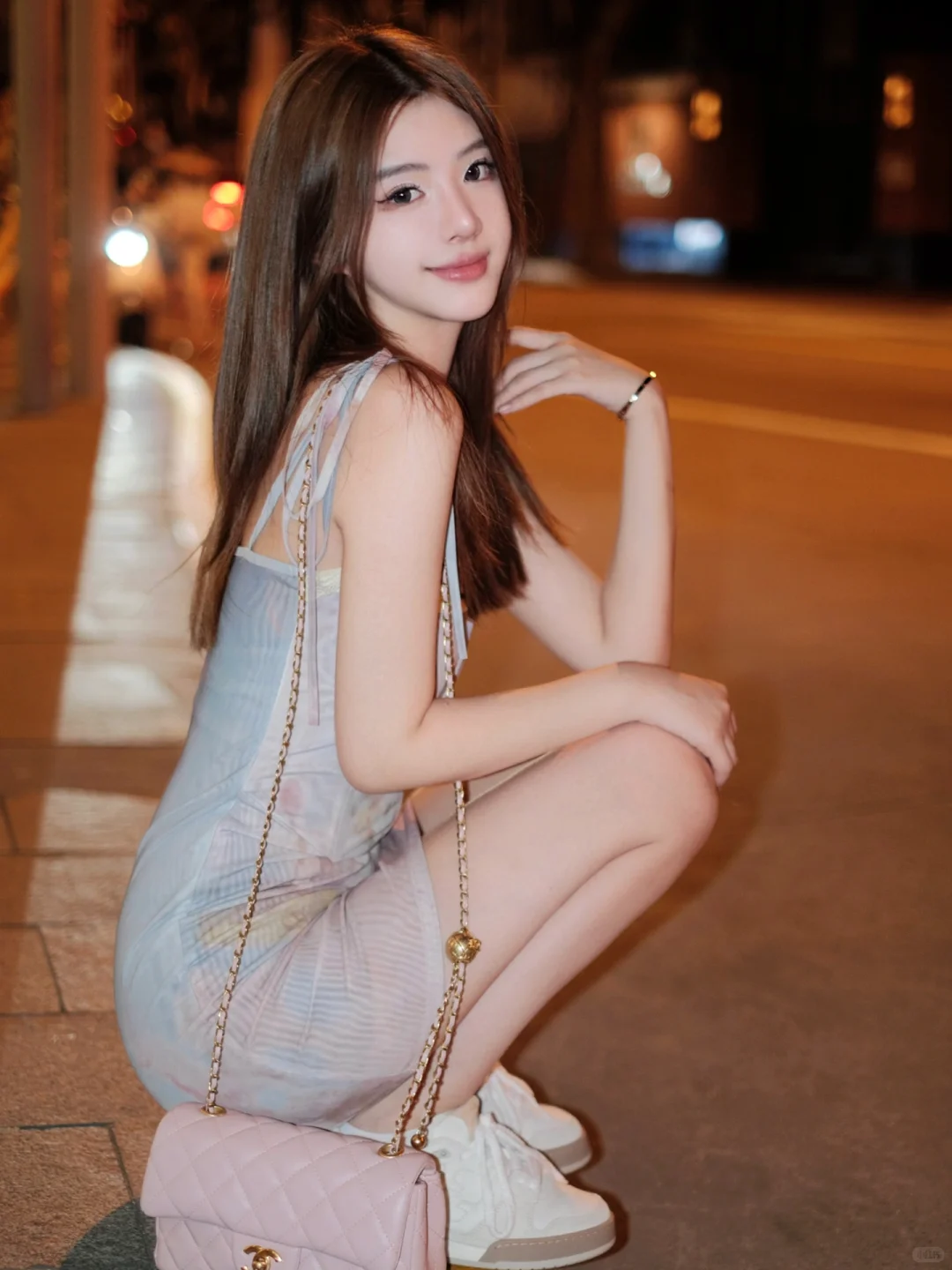 这种美女到底是谁在谈