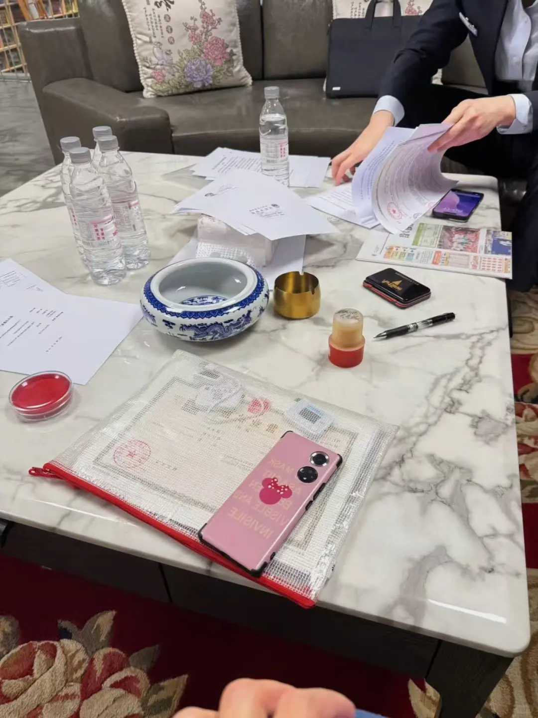 坐标呼市，蕞终还是决定把房子拿去抵押了