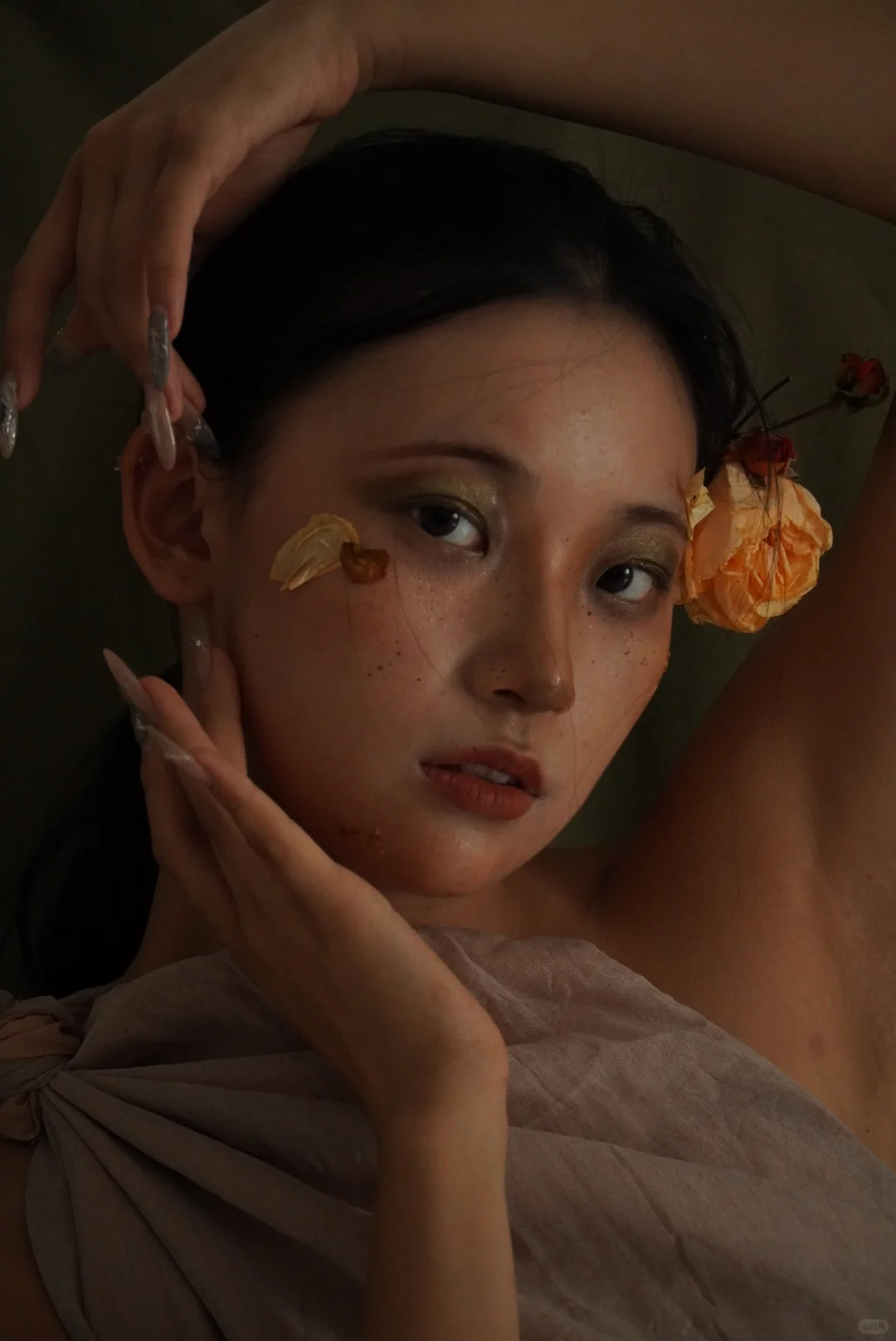 她美的像一幅画