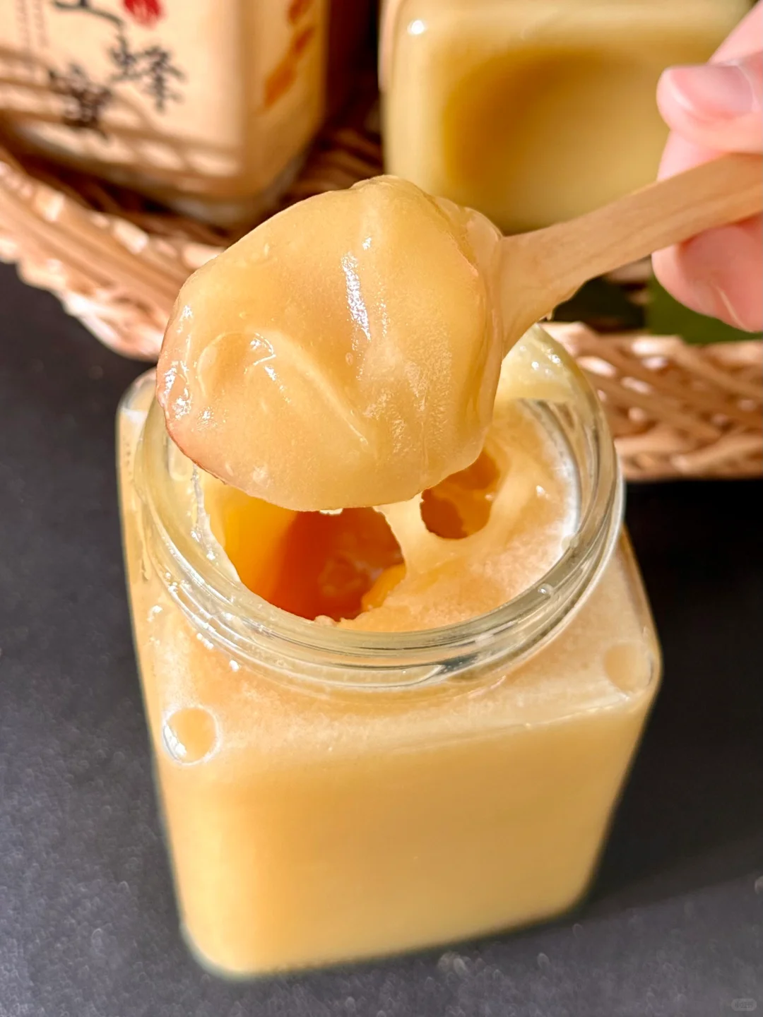 🍯 会拉丝的土蜂蜜太诱人了❗🐝