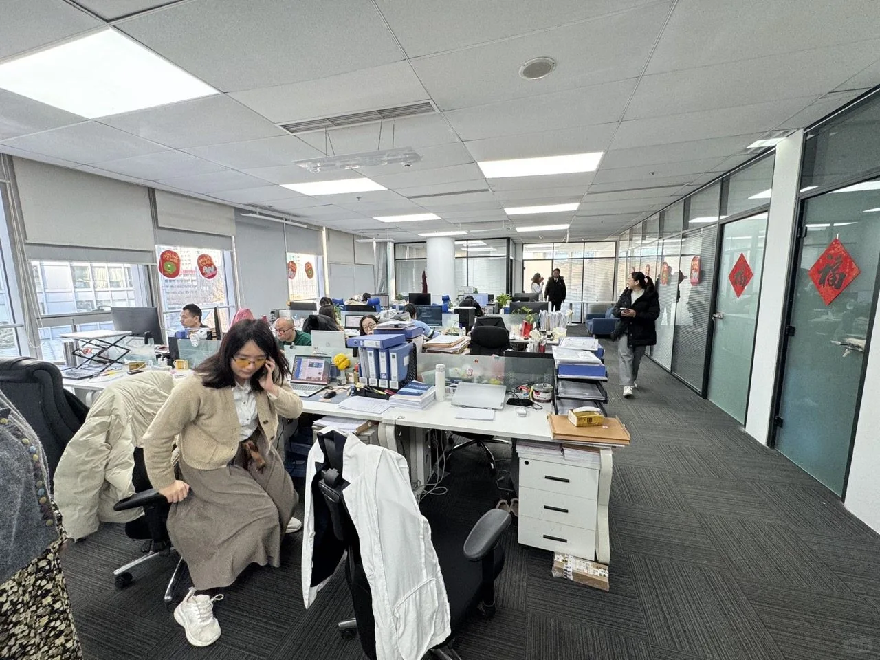🌟财富中心精装办公室出租，320㎡等你来