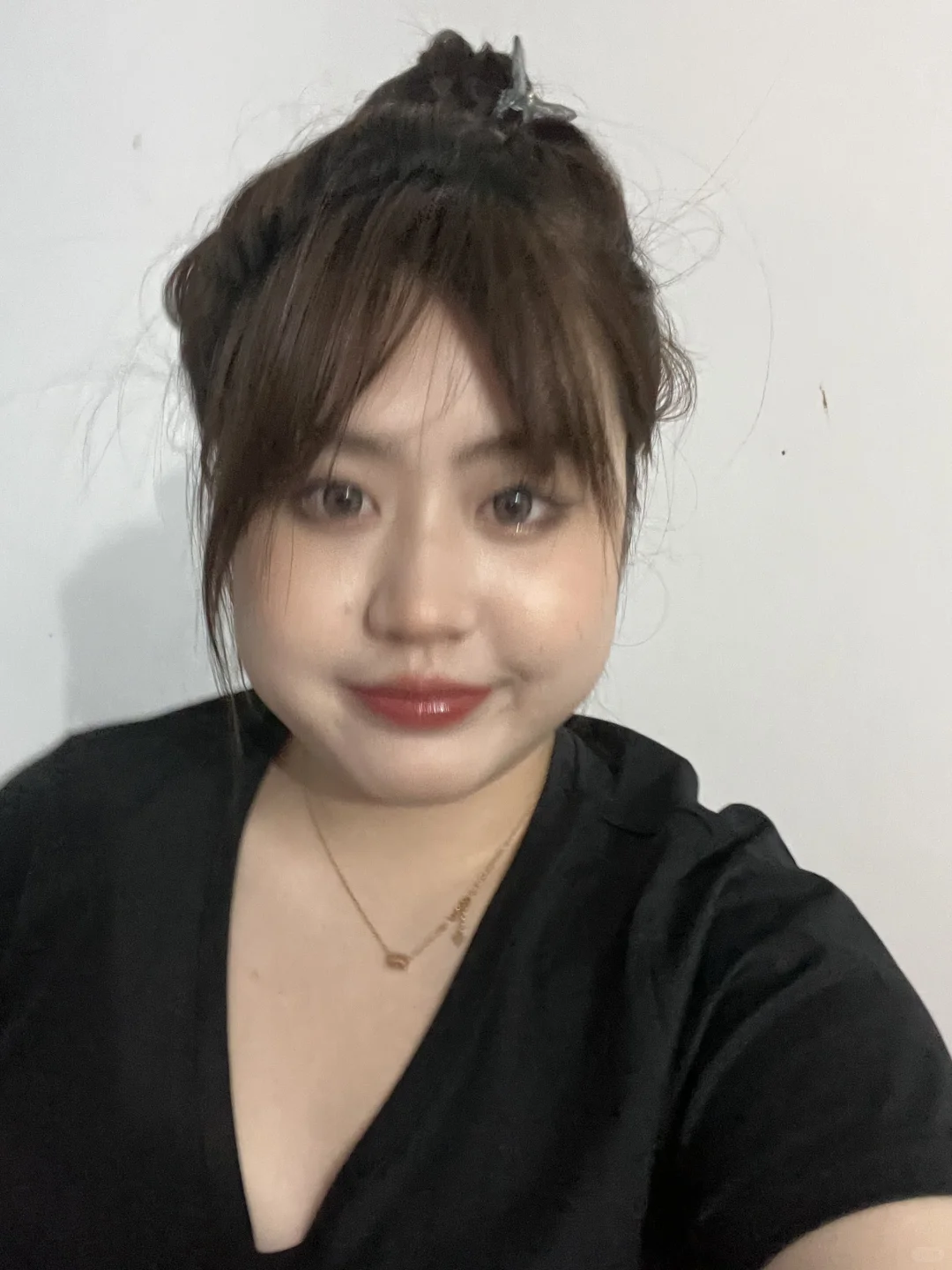 瘦了40斤的自拍脸部变化 150-110