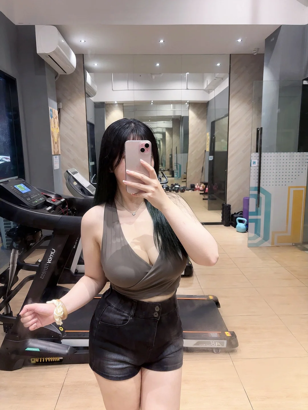 微胖辣妹健身日常穿搭💟