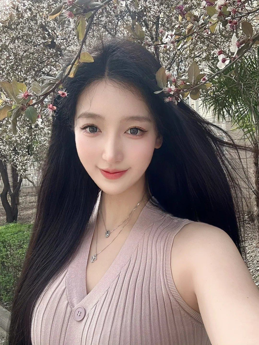 🌸漂亮女人如果太天真就不是尤物了 是猎物