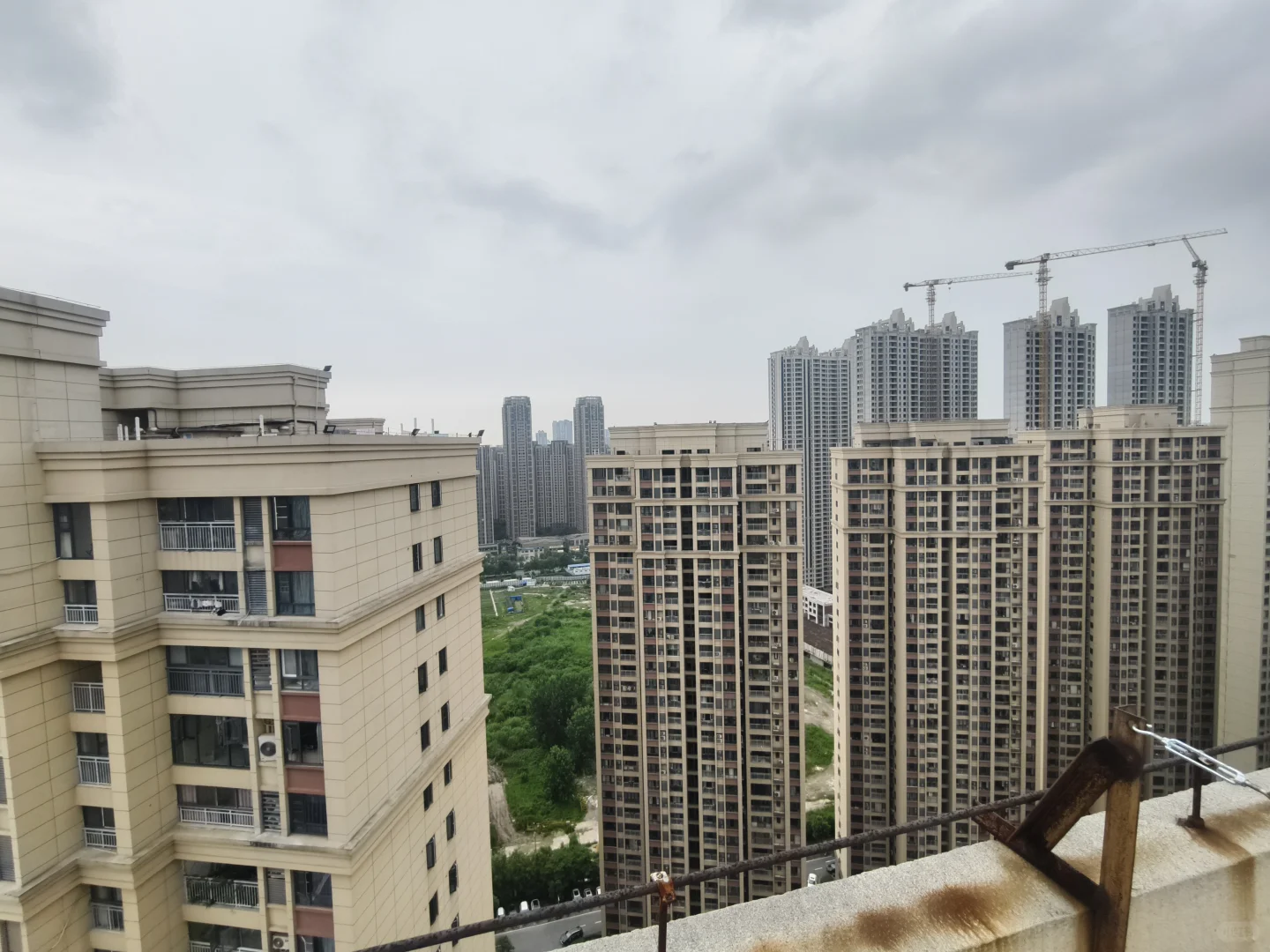 好消息：终于找到合适小区 坏消息:无房源