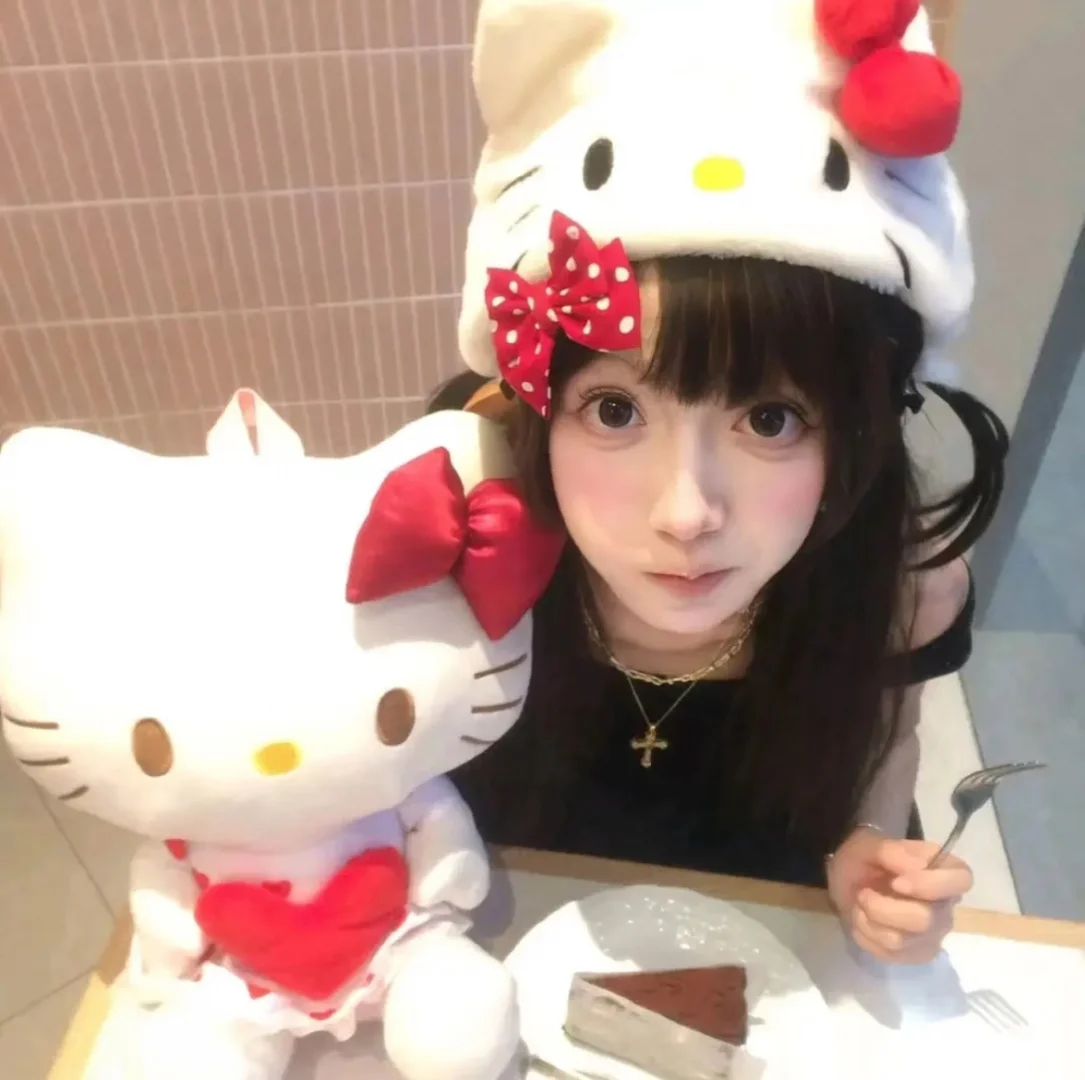 WeChat｜女生头像 hello kitty 女孩