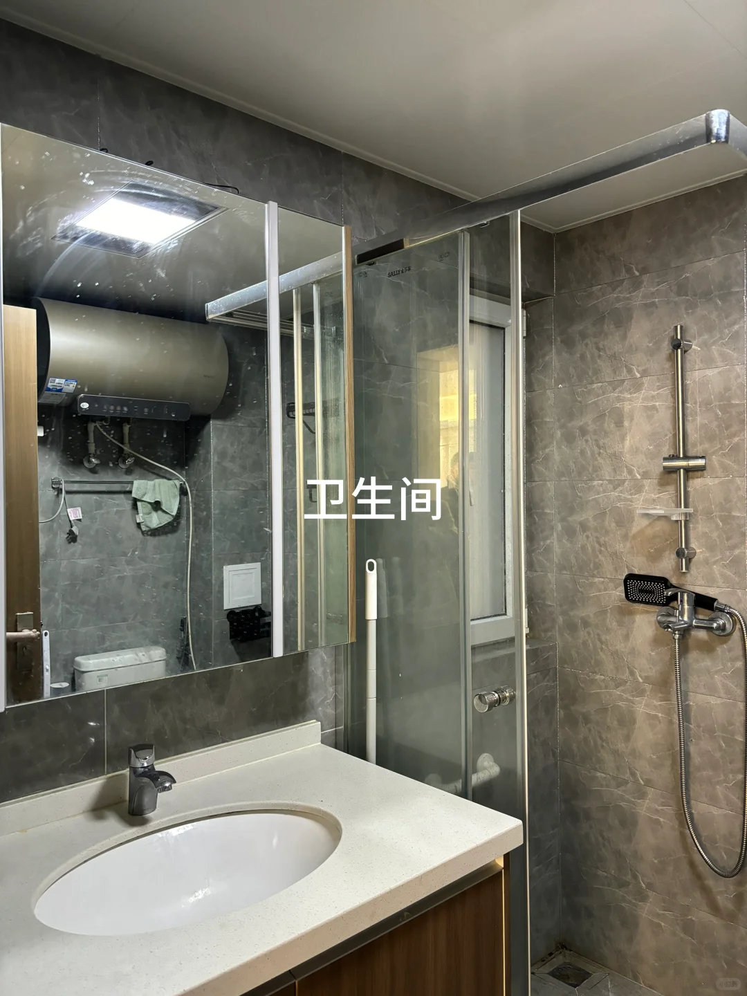 大连租房 电梯洋房 1800 有阳台 洋房社区