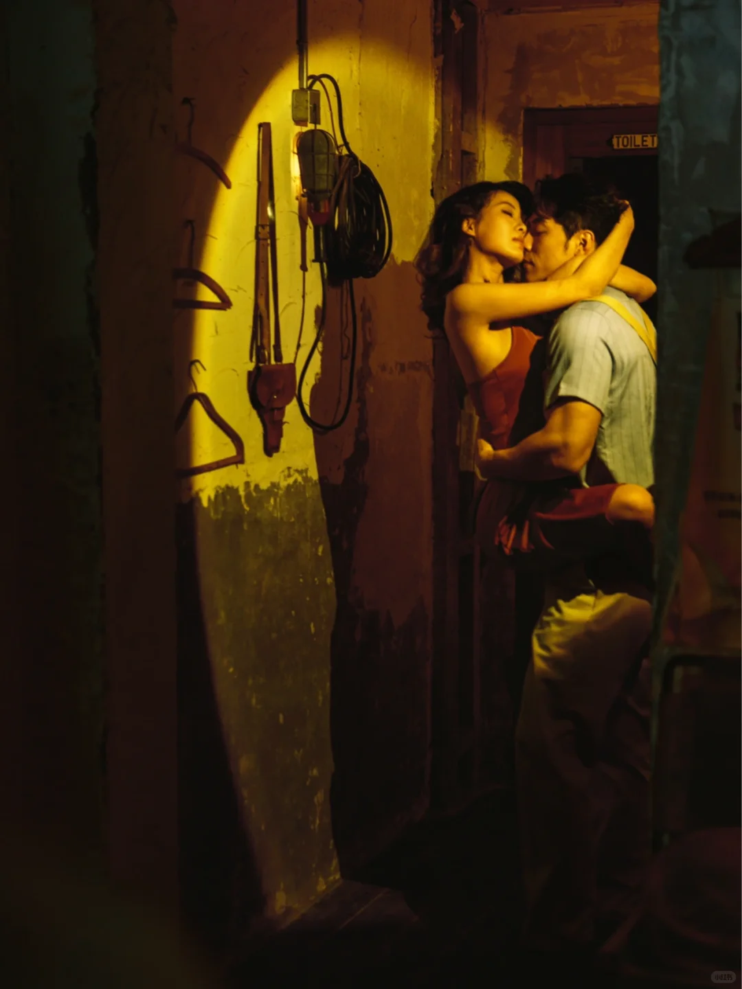 是不是99%的女生都会喜欢霸道式的kiss？