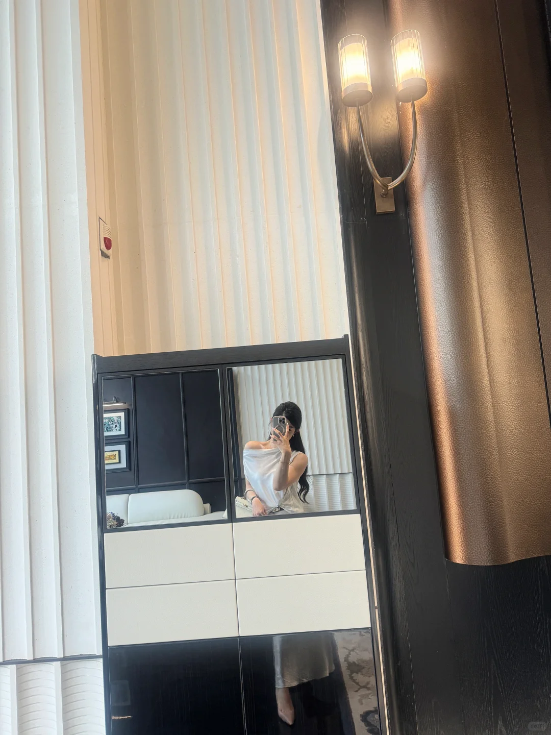 长相怎么样不知道~气质要到位~