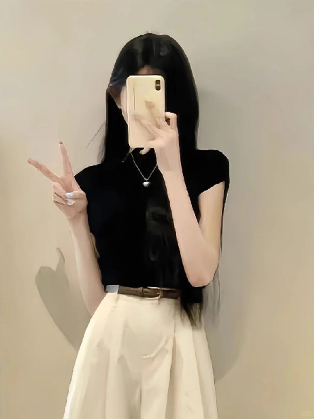 哥弟这套让H型微胖终于有了“腰臀曲线”！