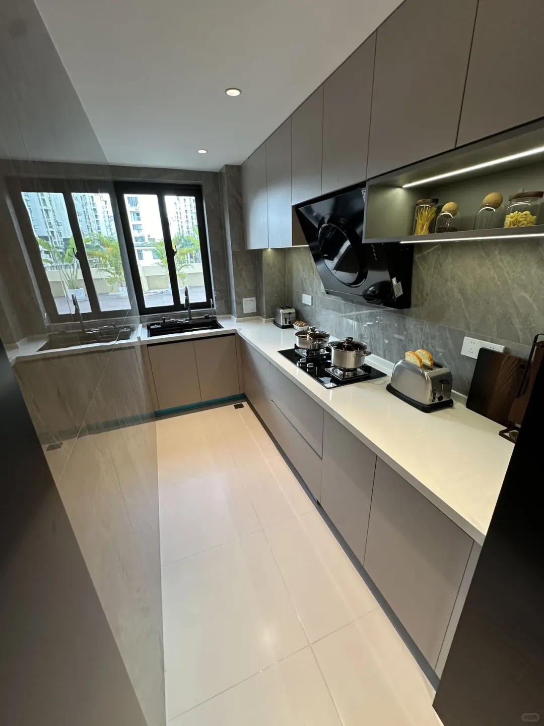 版纳：全款76万！100m²电梯洋房🏡河景房