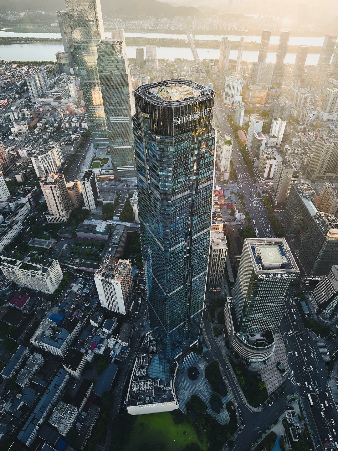 长沙办公天花板❗在云端上班是什么体验🫢