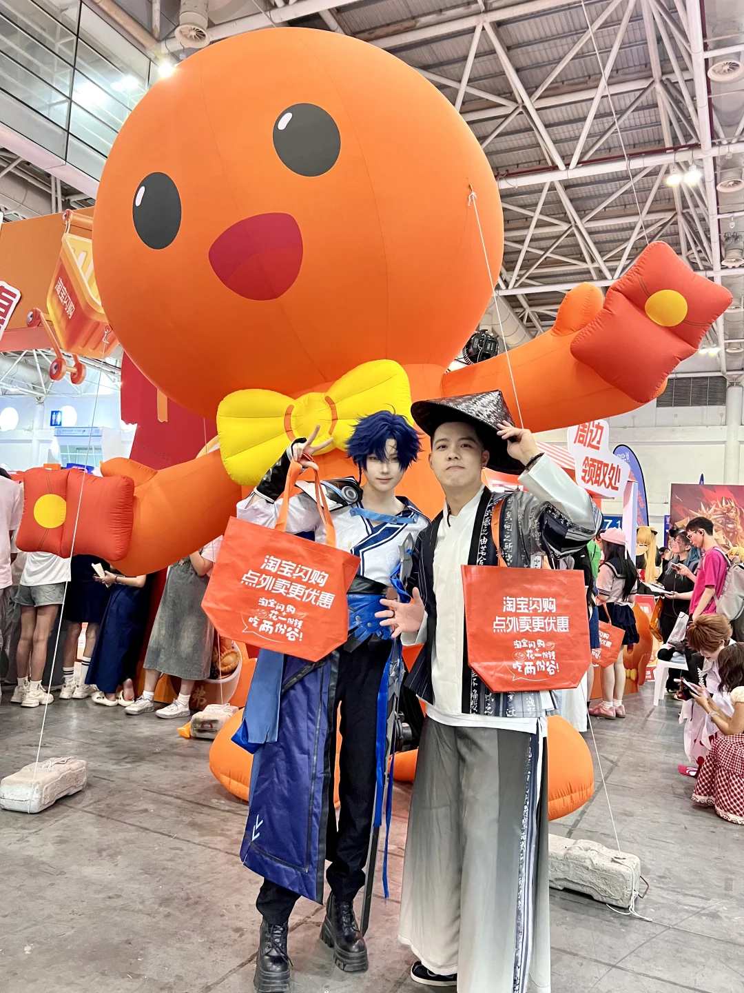 来逛漫展！竟然见到了她！❤️‍🔥