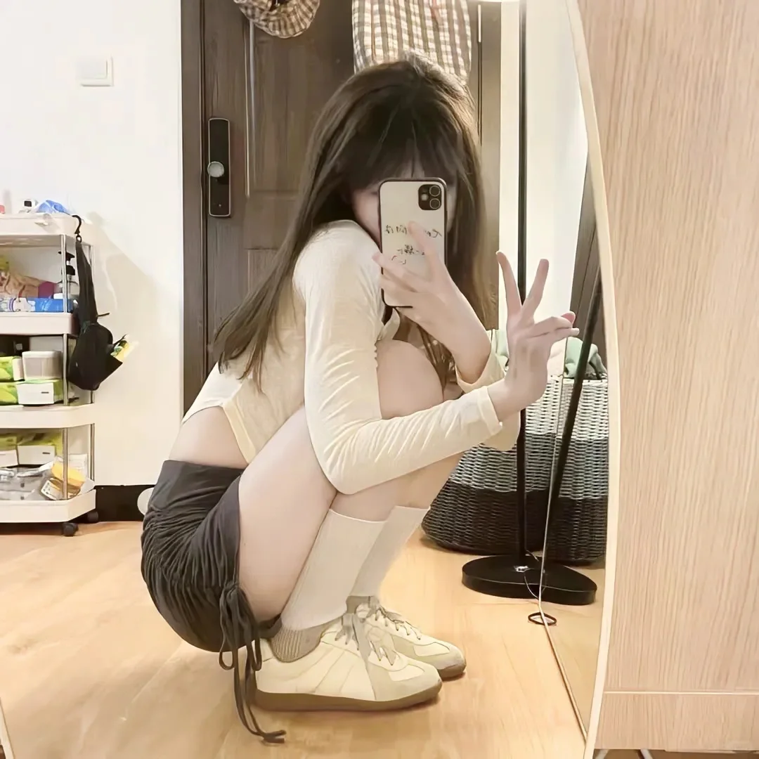 超火🔥的女生头像