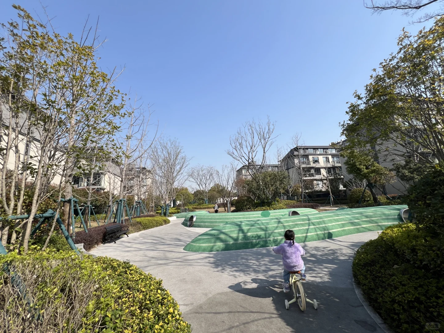 自家位于浦锦街道的人车分流次新房出售