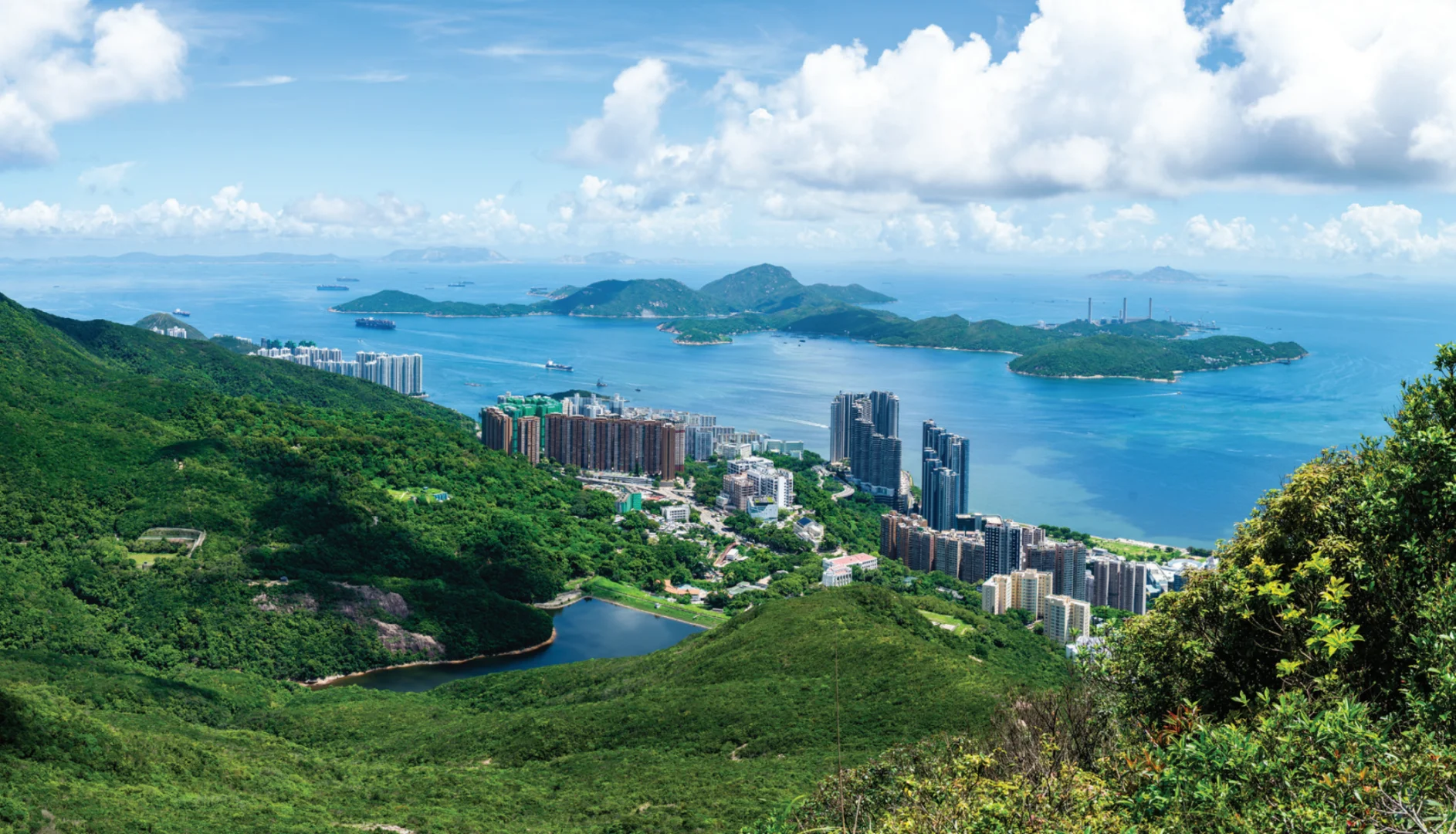 香港楼市现良性循环，豪宅成交激活换房链！