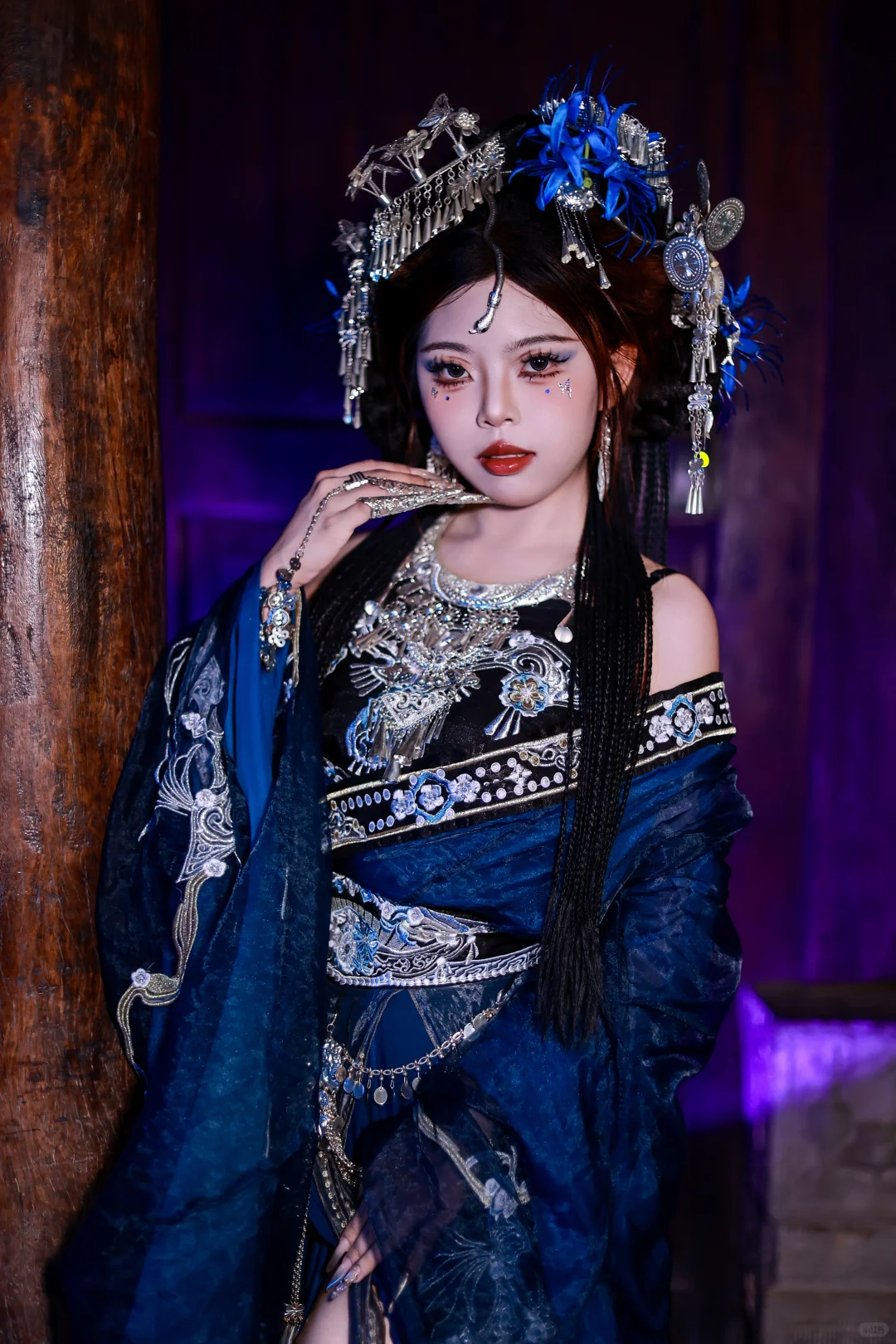 📍窑埠古镇｜她可是寨子里最会蛊惑人心的🕷
