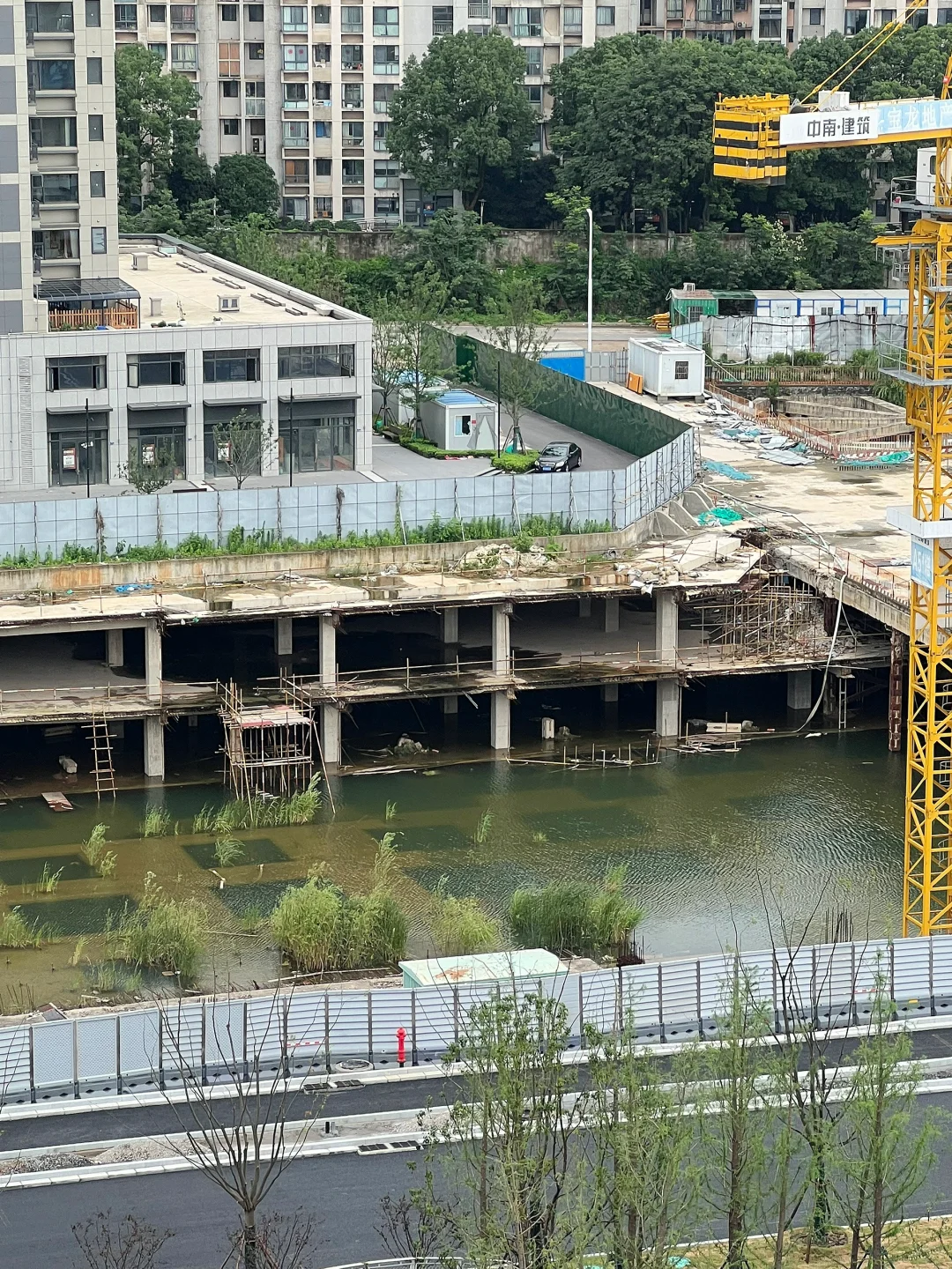 停滞的新玄武｜南京最大宝龙城下半年复工？