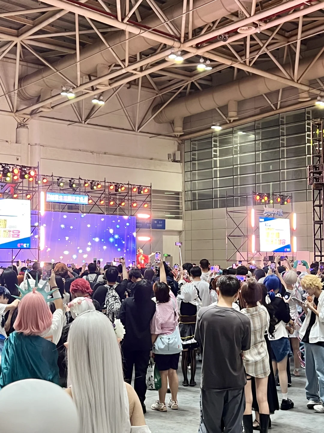 来逛漫展！竟然见到了她！❤️‍🔥