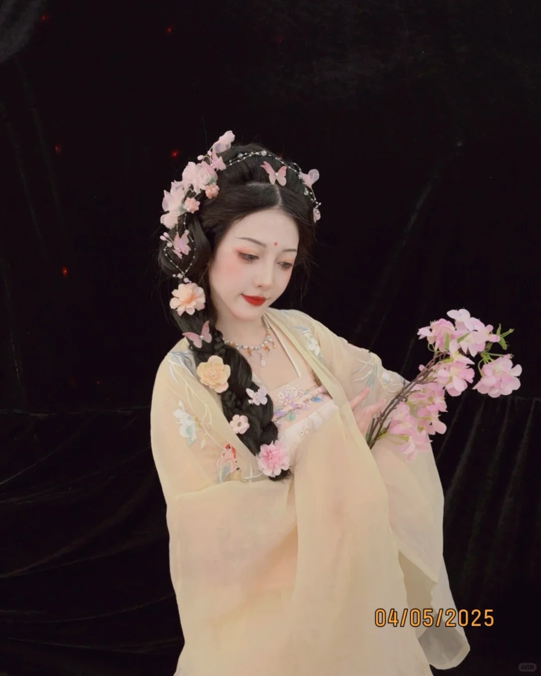 谢谢唯唯拍的一组美照，记录搬砖自己撸的头