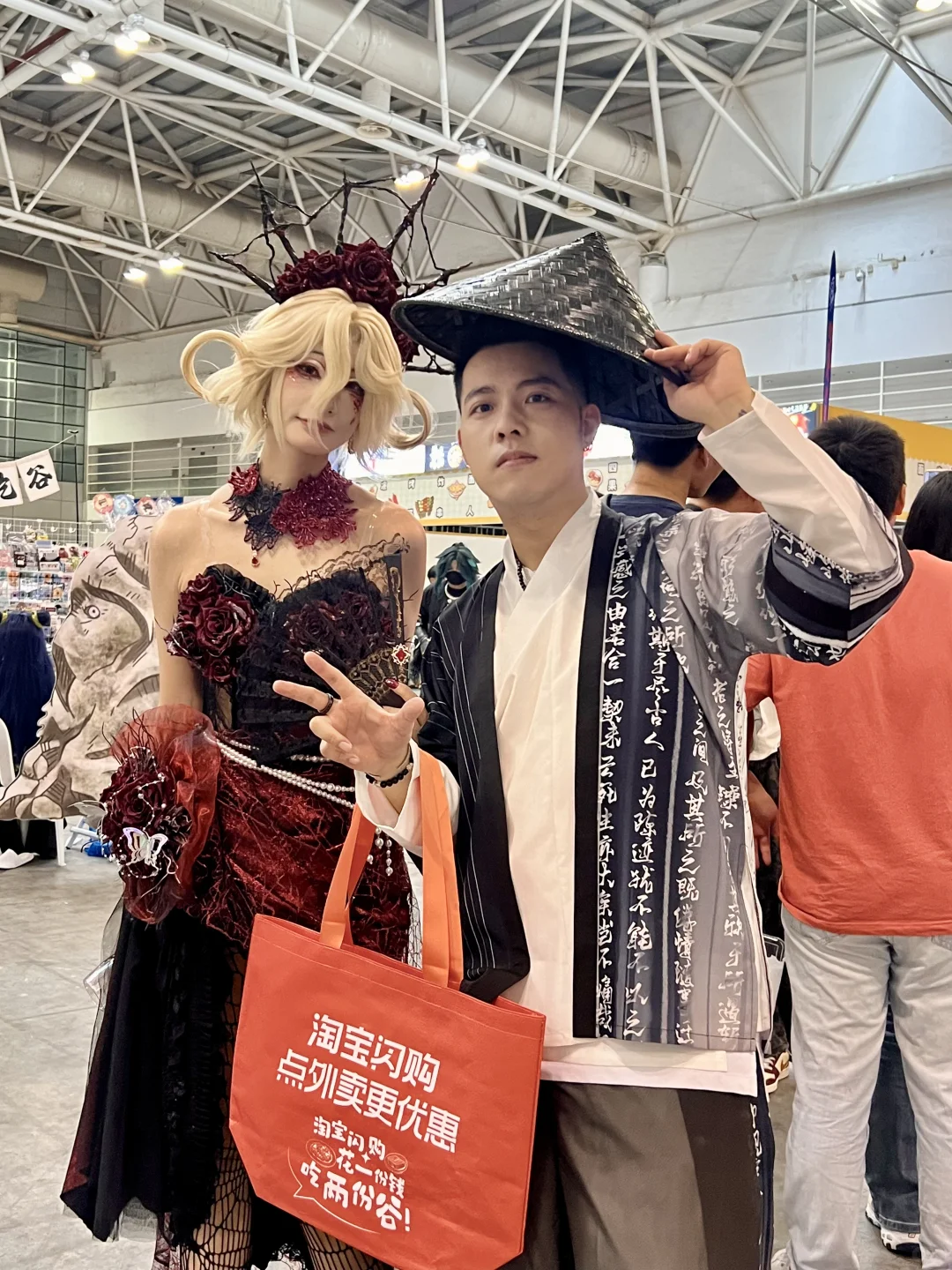 来逛漫展！竟然见到了她！❤️‍🔥