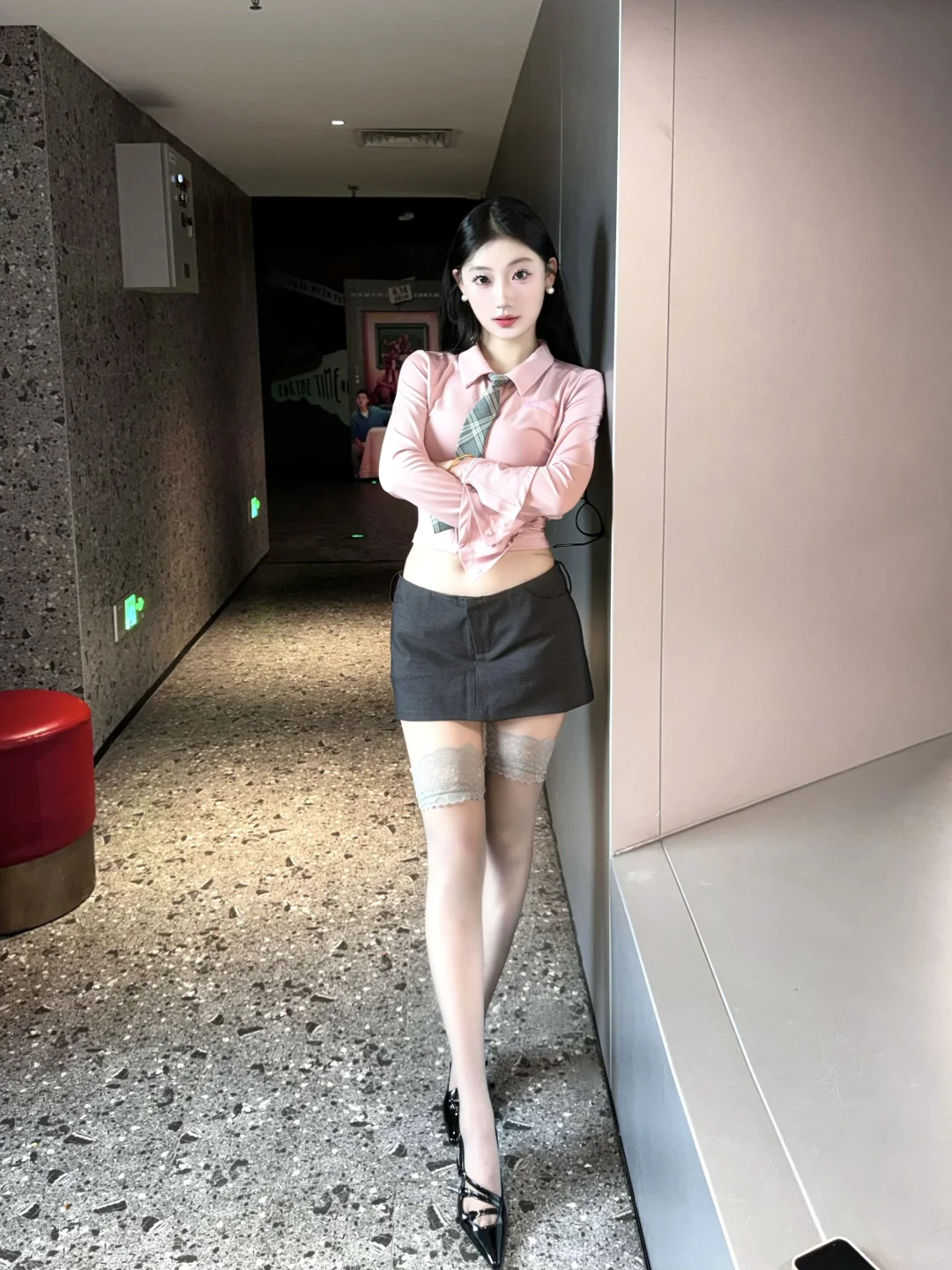 金秘书你为何 ⸝⸝⸝ ╸▵╺⸝⸝⸝