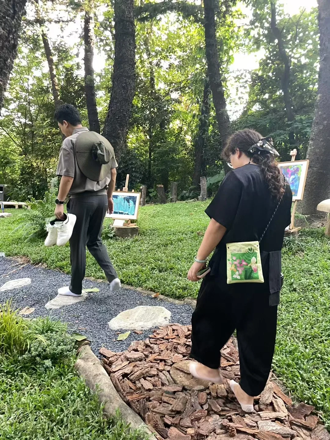 盛夏的森林主题画展｜接地Earthing