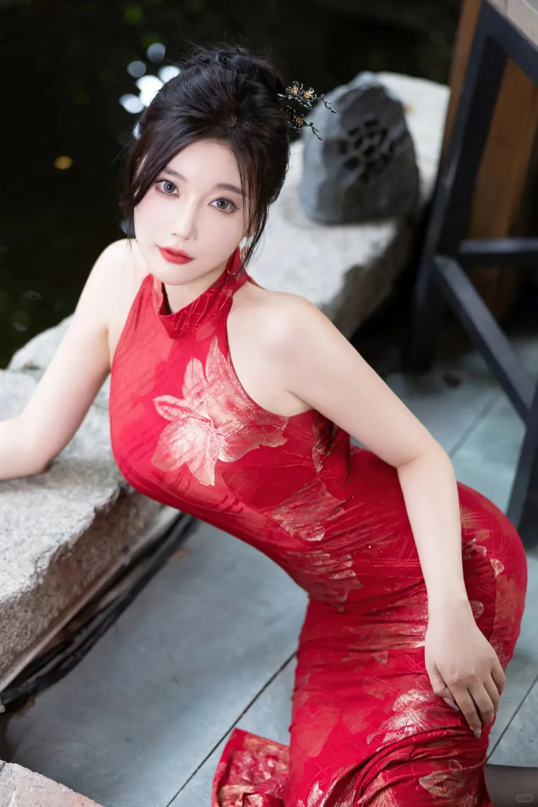 杨晨晨旗袍陪黑丝大长腿，太绝了