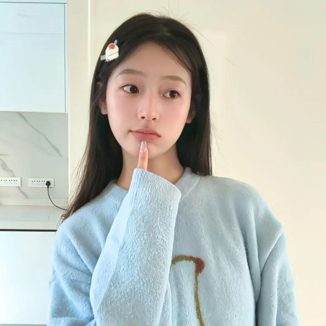𝙒𝙚𝘾𝙝𝙖𝙩 / 女头➕背景图🍒