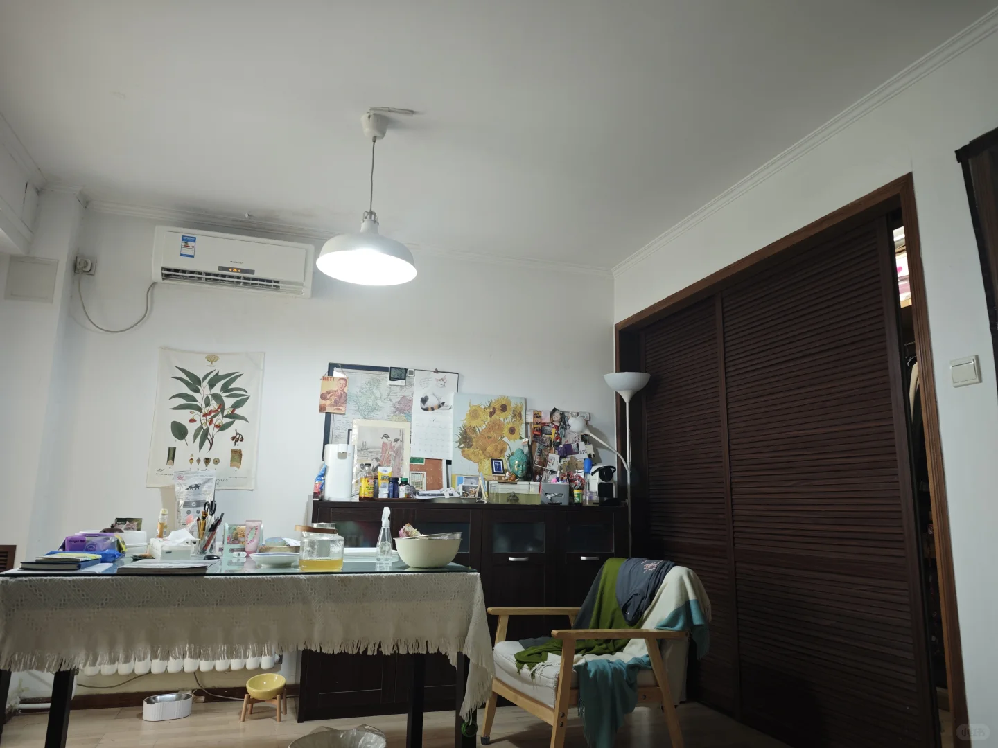 求租朝阳门东四十条或2号线沿线2居室