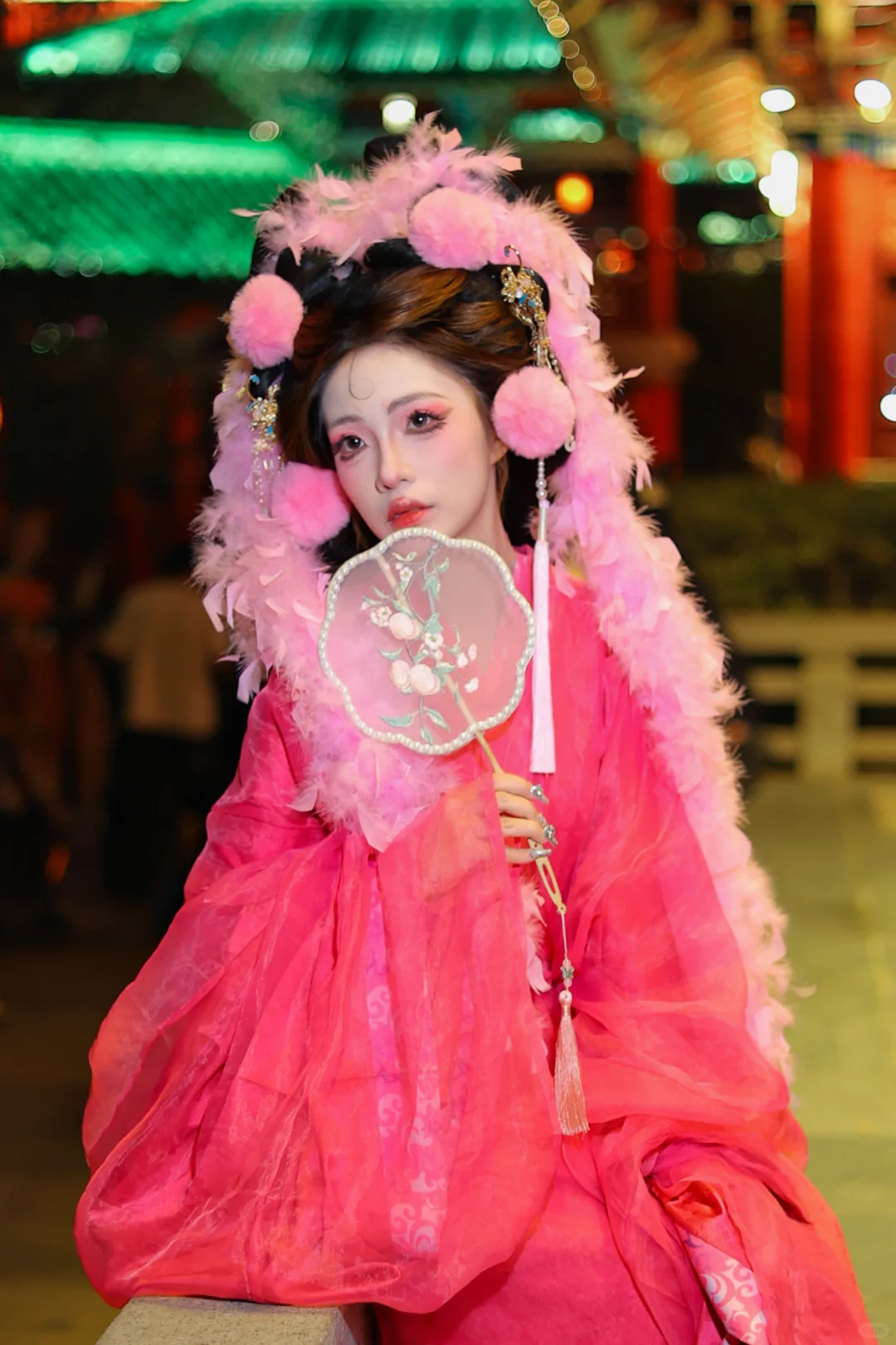 「魅惑是天赋，但美是选择🌺」