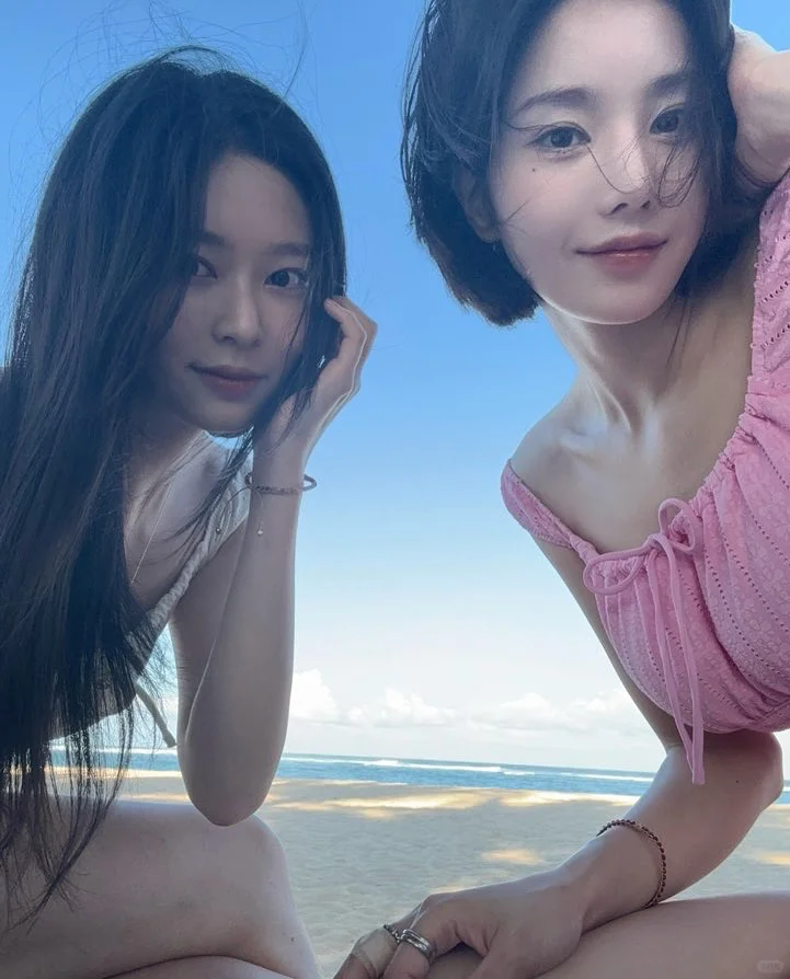 权恩妃&金珉周🏊🏊‍♀️🏊‍♂️度假中⛱️