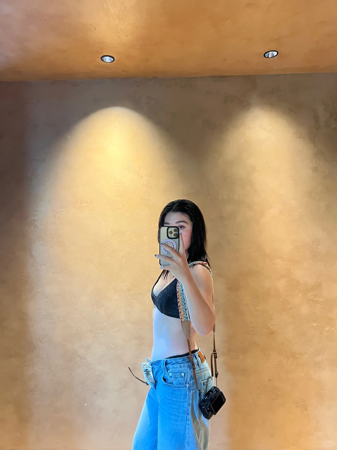 00年代，经济上行时的美，丰腴明艳