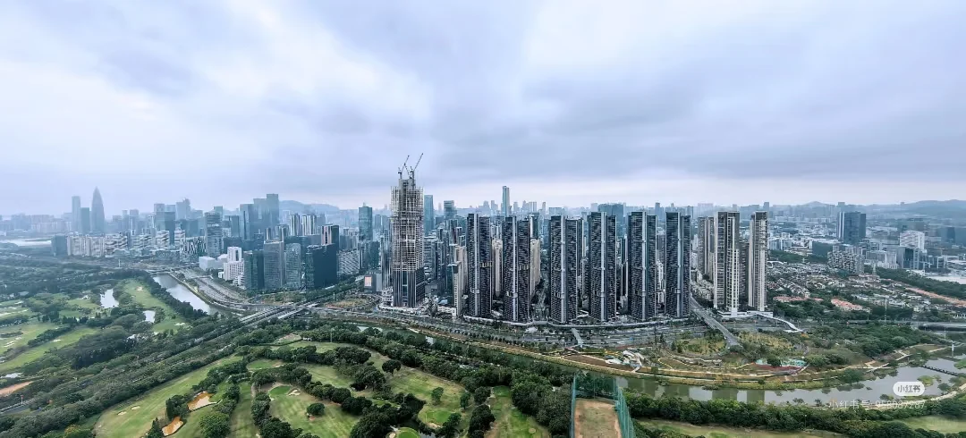 登顶中国最高住宅楼深业世纪山谷世家69层
