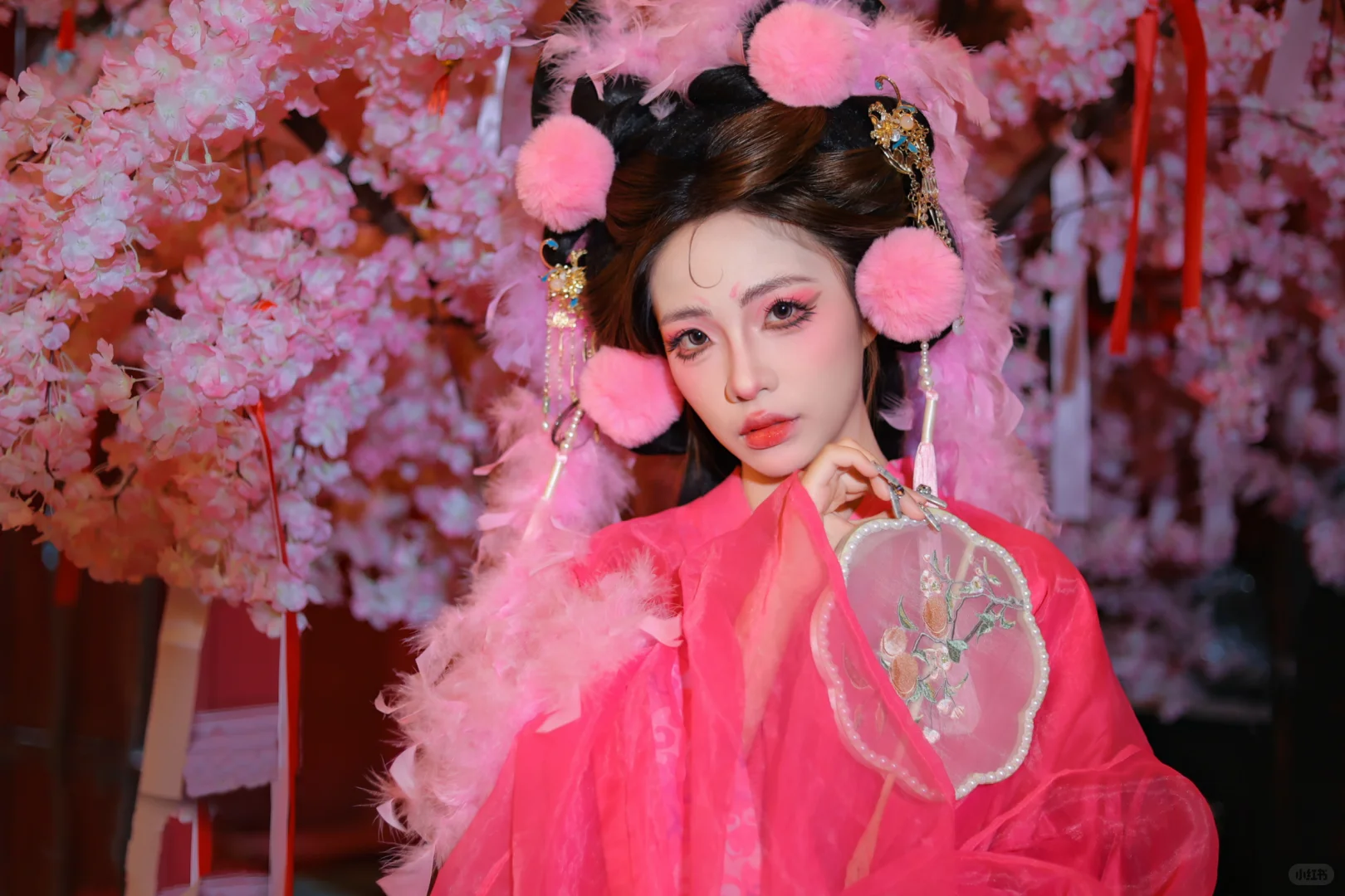 「魅惑是天赋，但美是选择🌺」