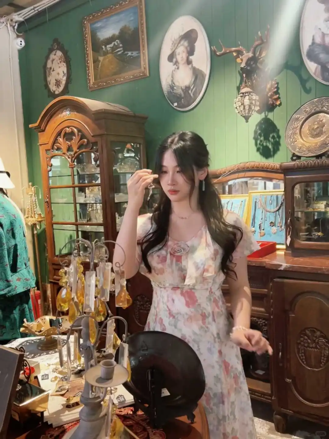 163/150斤丰腴女孩的绝美花花连衣裙