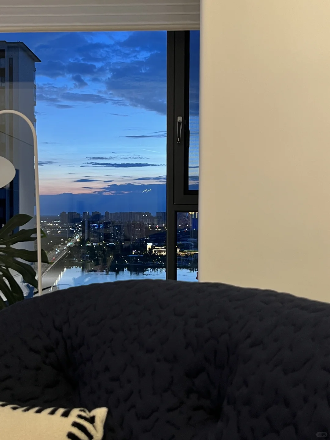 90平小户型🏠 夏夜晚风，好舒服😌