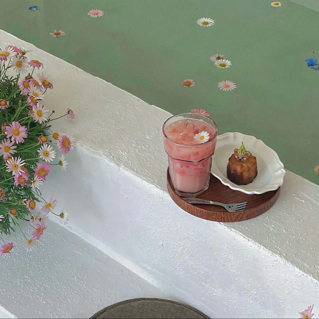𝙒𝙚𝘾𝙝𝙖𝙩 / 女头➕背景图🍧