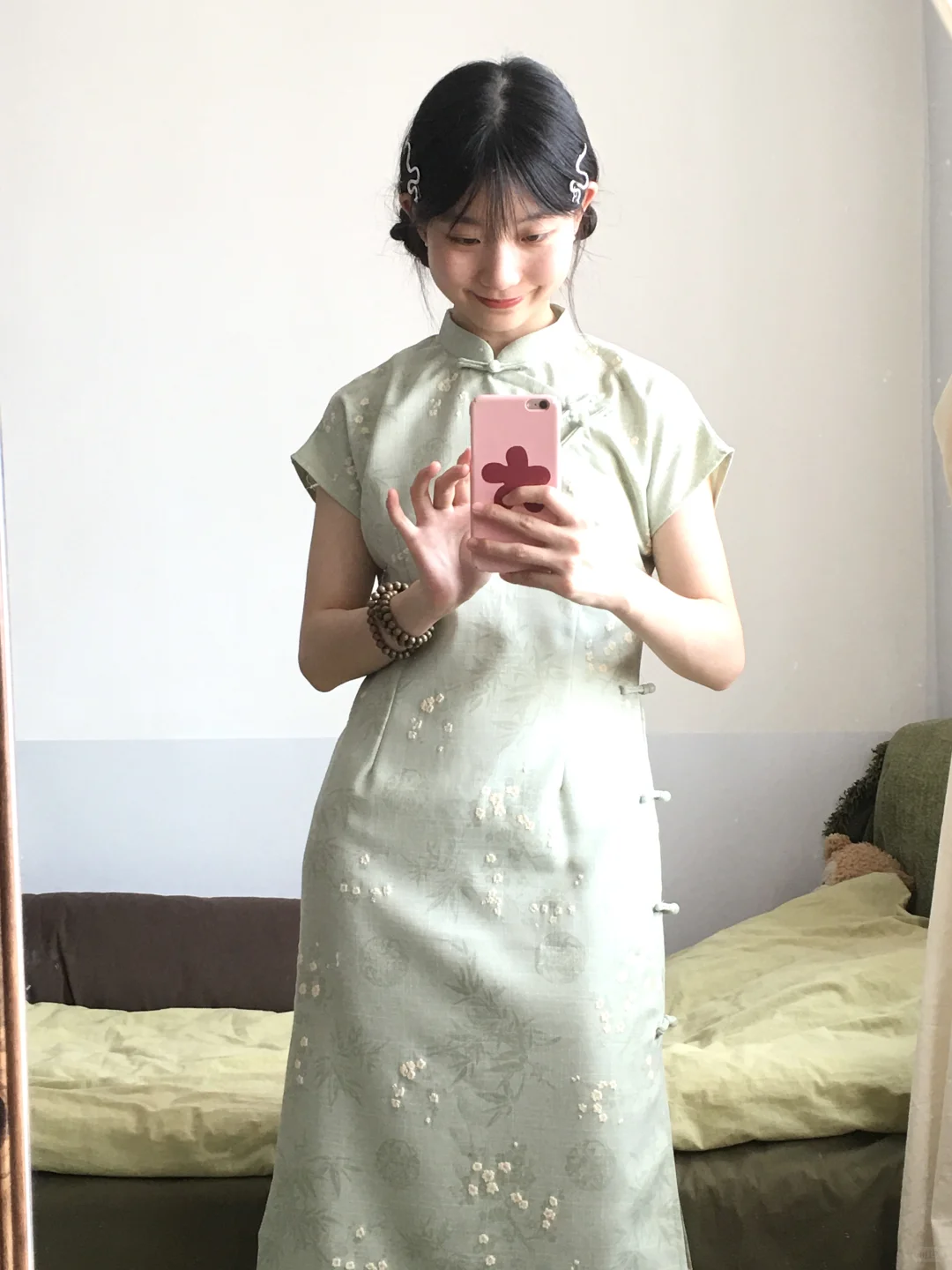 一条好漂亮的旗袍。