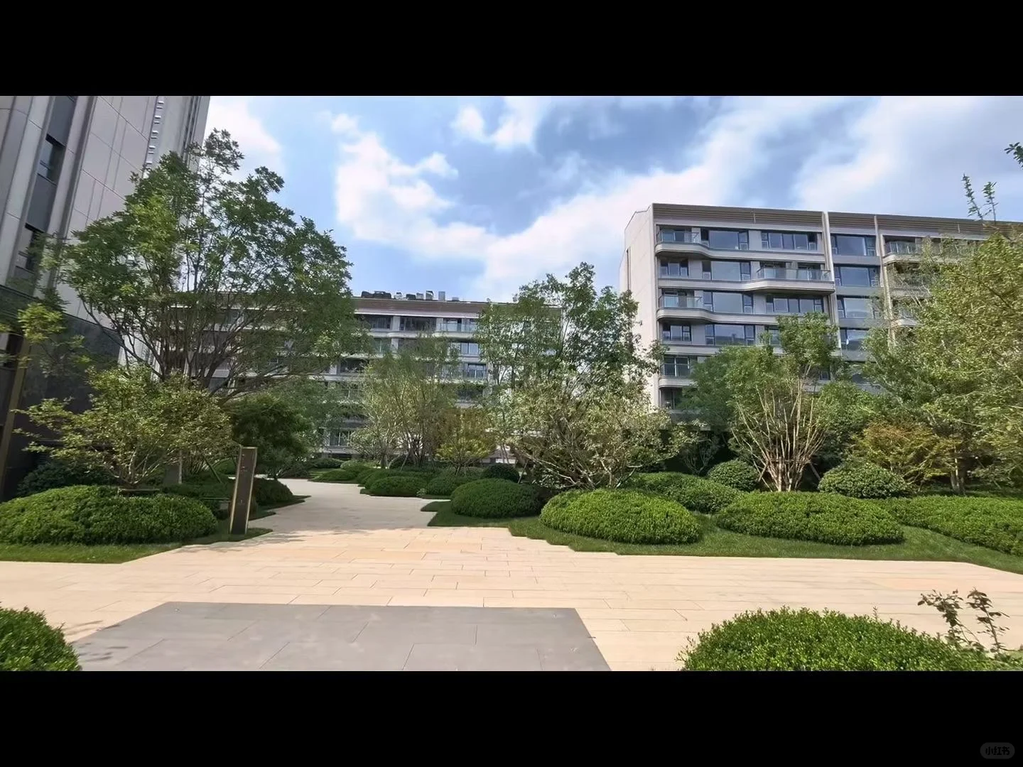 这是谁家的新小区啊