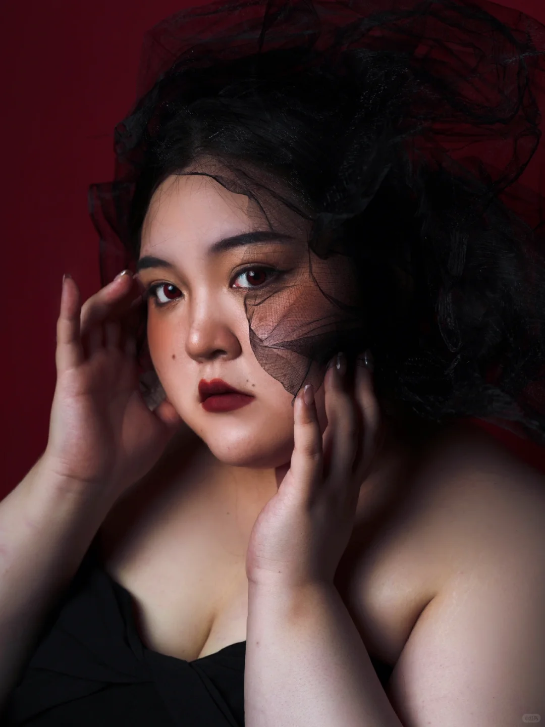 我镜头下的大码女孩 📷 她的肚肚很美的！