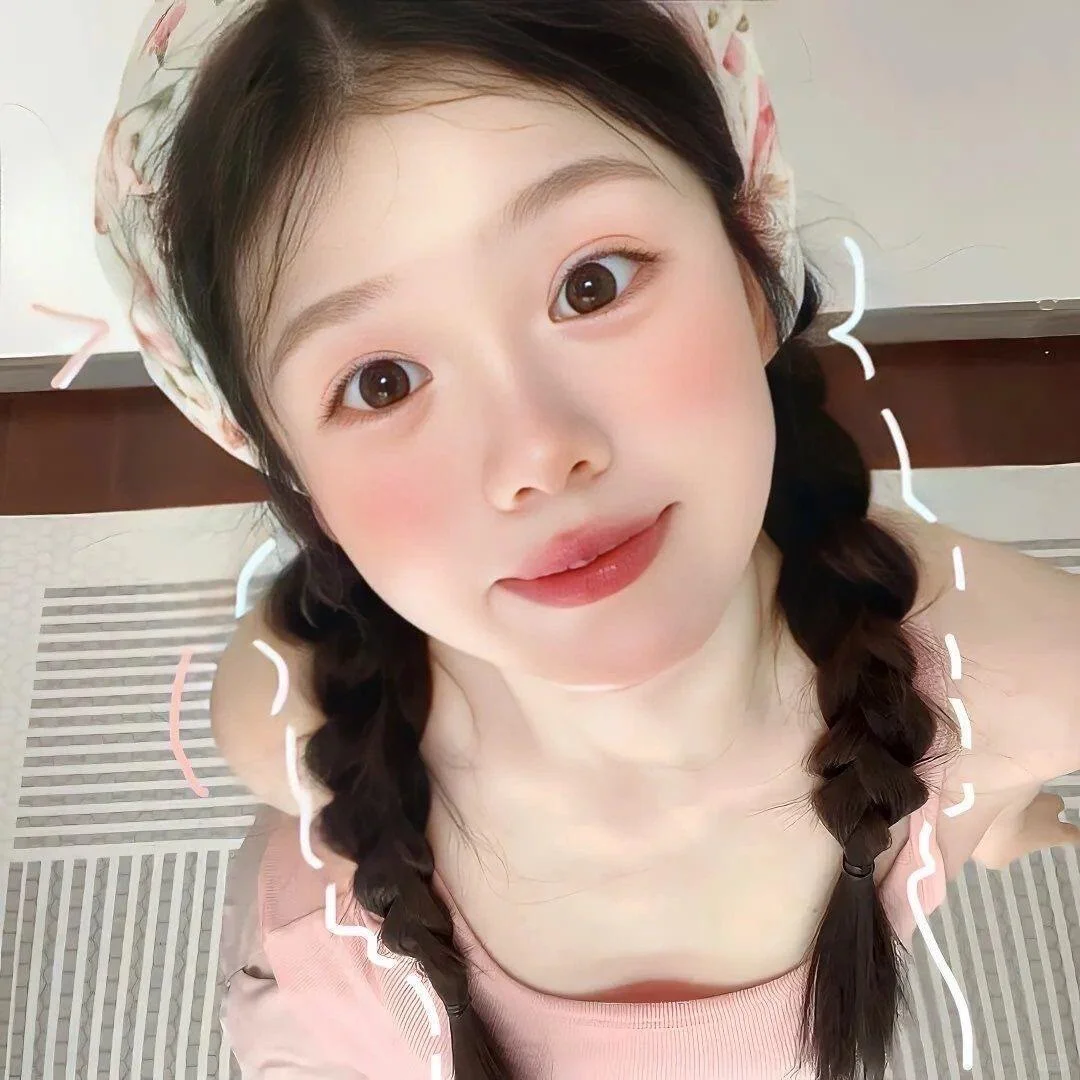 𝙒𝙚𝘾𝙝𝙖𝙩 / 女头🧇